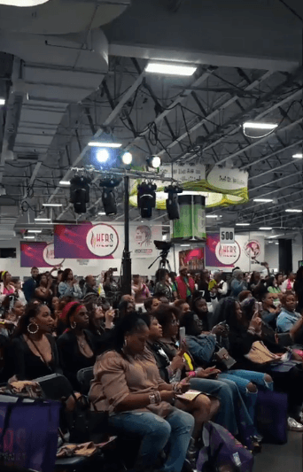 Full House — Live Audience